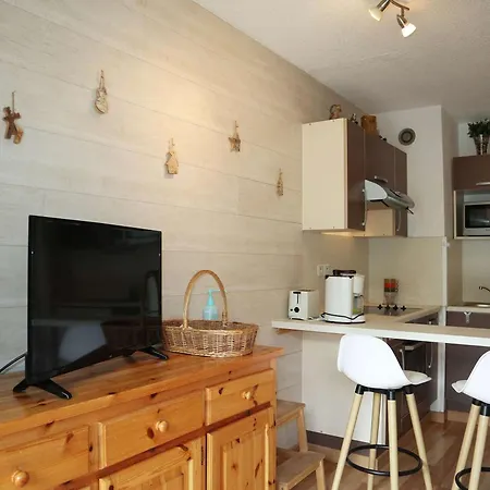 Apartment Spacieux 4 Pers Aux Orres, Skis Aux Pieds - Fr-1-322-606 *